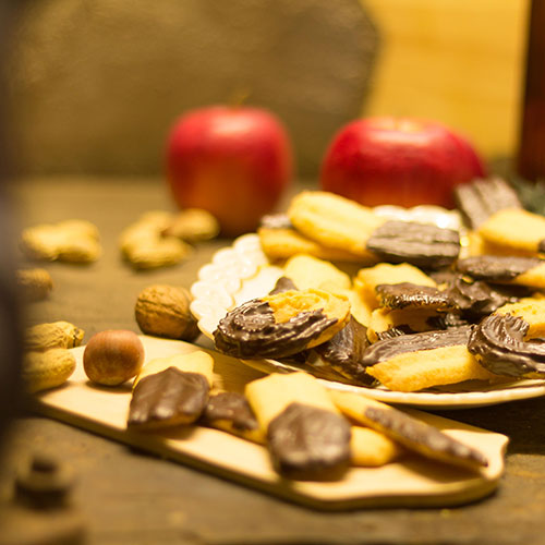 A Plätzchen a day keeps the Weihnachtsstress away.